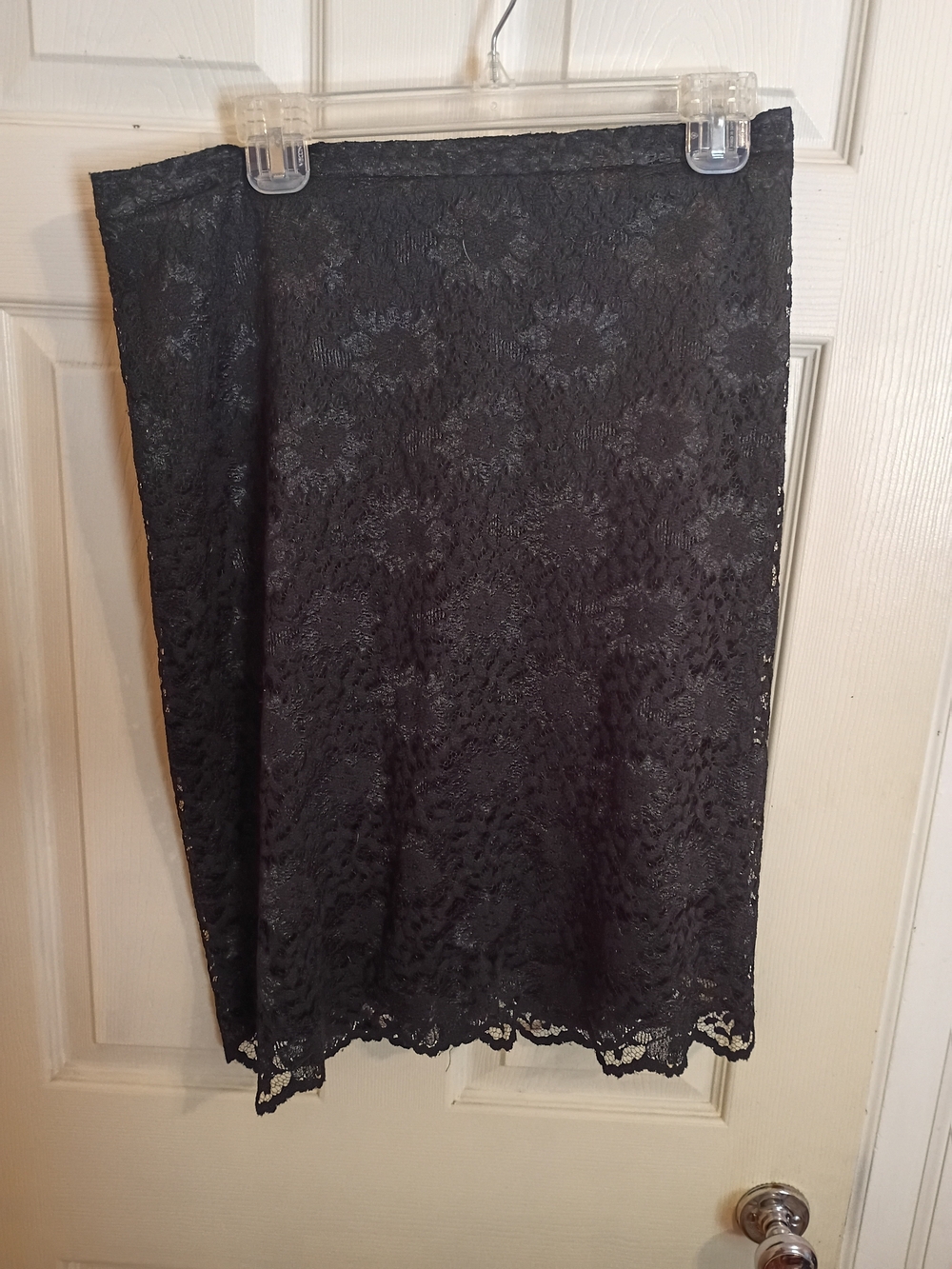 Willi Smith Black Lace Midi Skirt